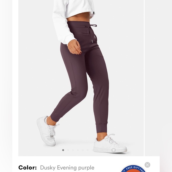 Halara leggings - Picture 2 of 3